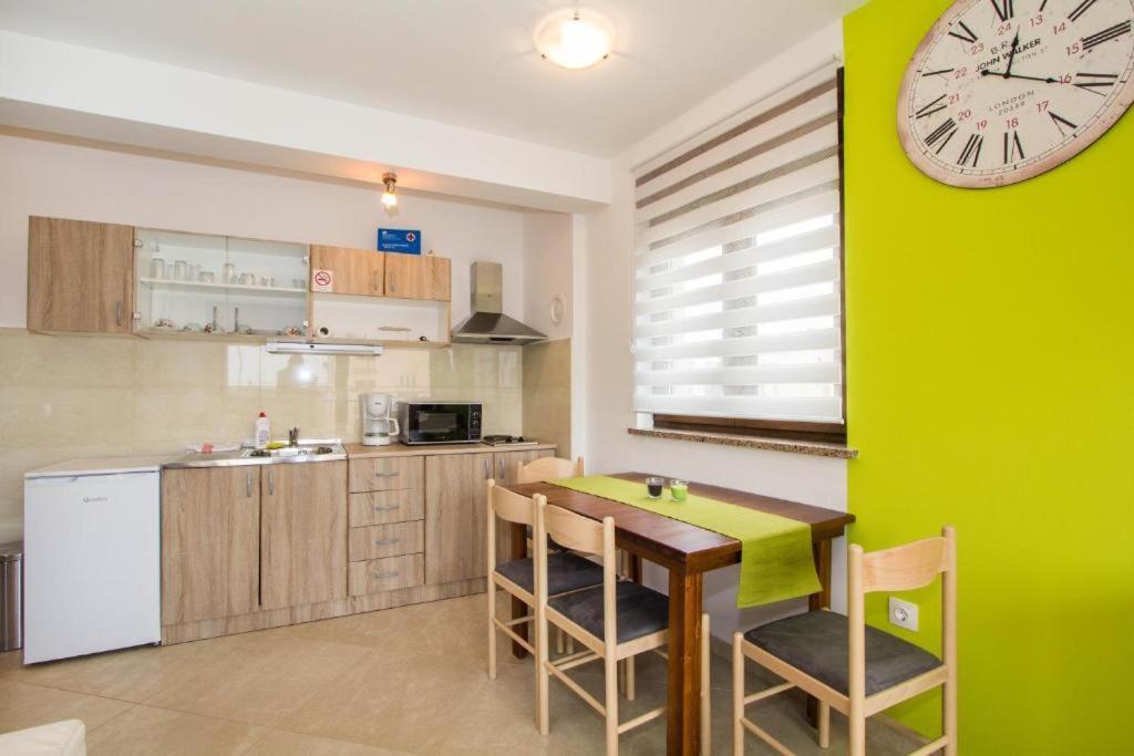 Villa Patricija-Apartmani Poreč Exteriör bild